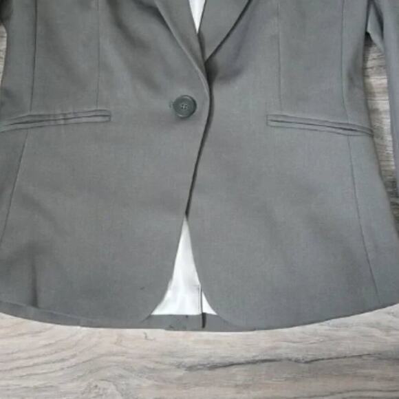 NWOT, H&M • Professional Single Button Blazer, Size Small - Picture 2 of 3